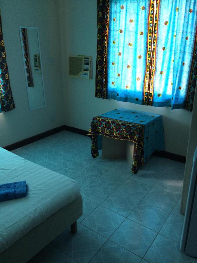 Anns Guesthouse Bakaugambia Ngoại thất bức ảnh