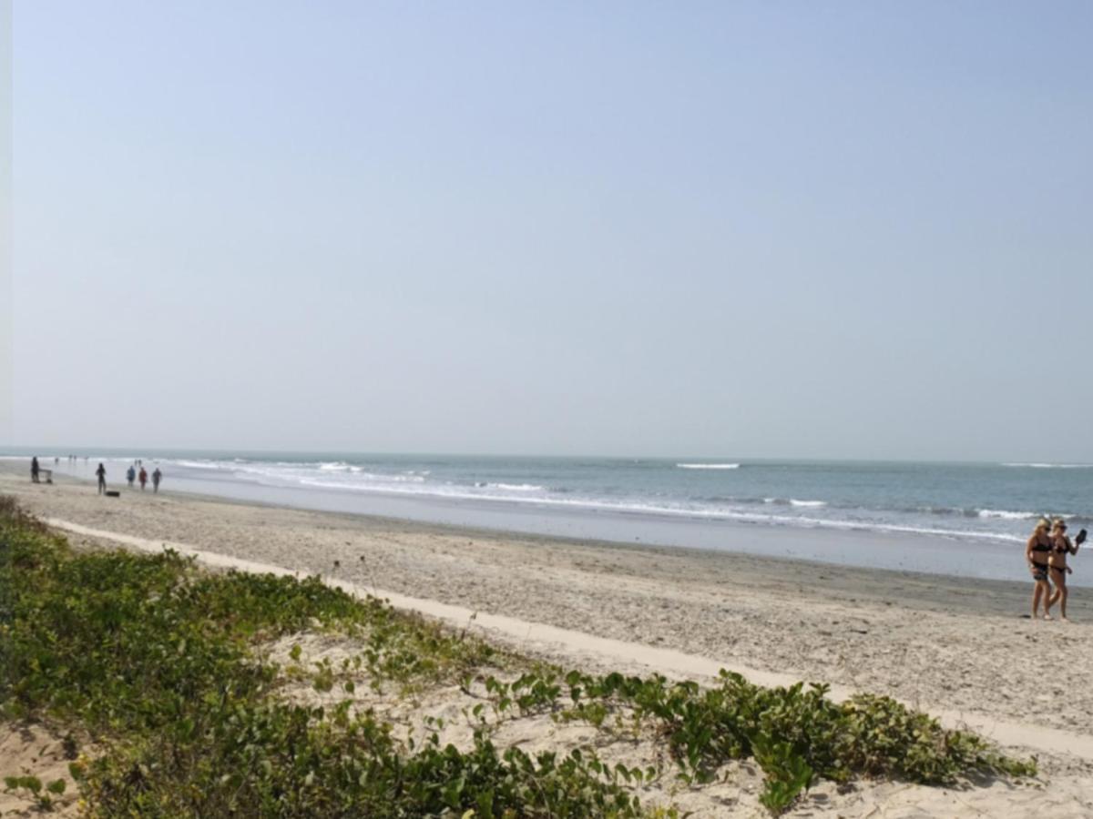 Anns Guesthouse Bakaugambia Ngoại thất bức ảnh